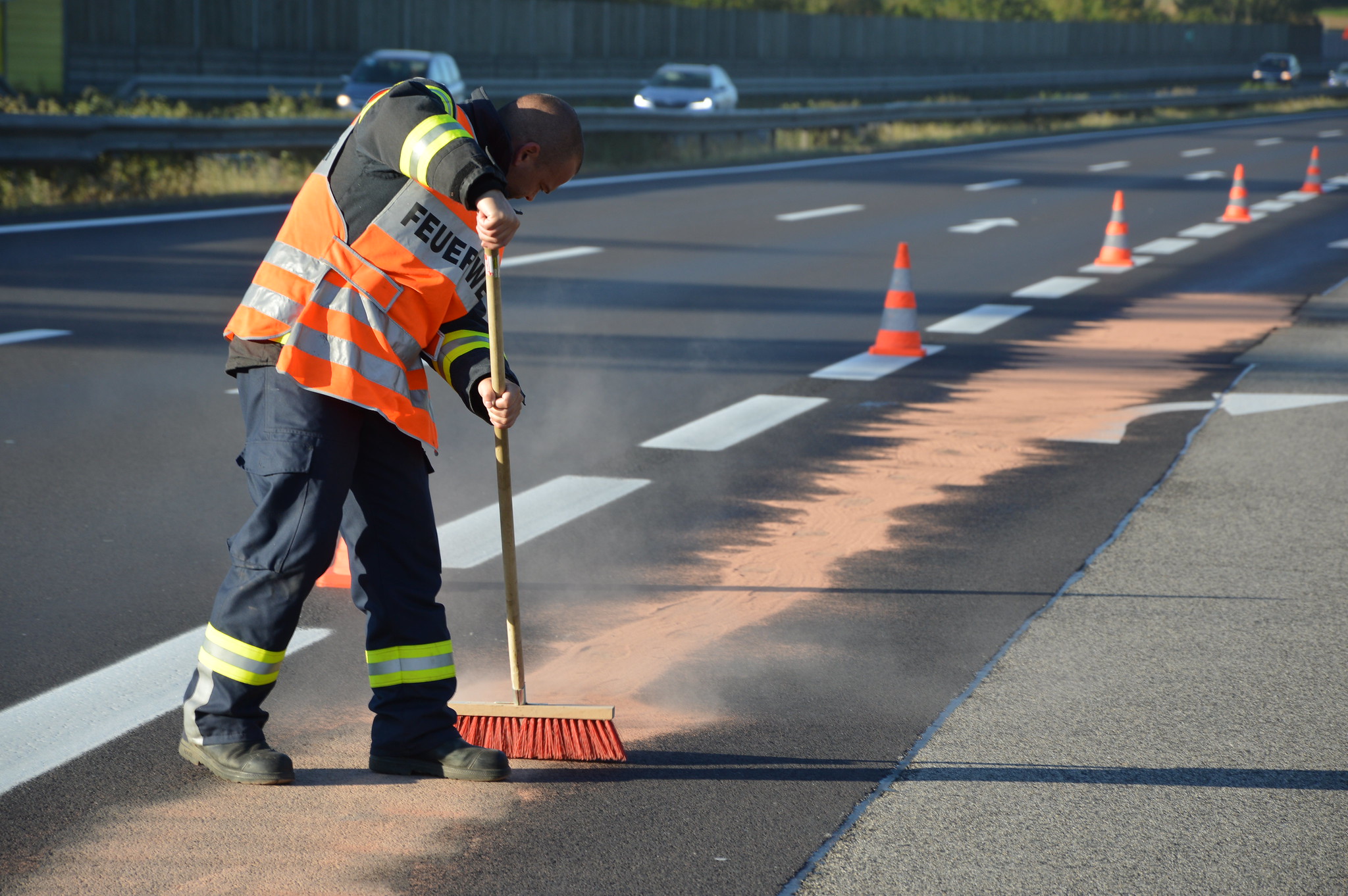 21.09.2019 - EINSATZ: Ölspur A7 Abfahrt Engerwitzdorf