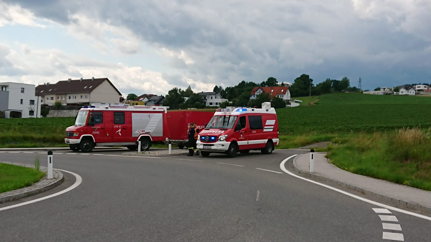 22.06.2020 - EINSATZ: Ölspur OMV Tankstelle bis Tumbach