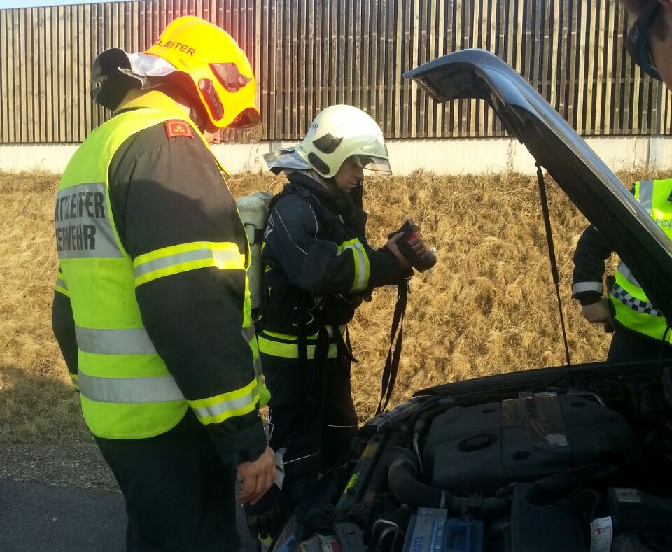 27.2.2015 - EINSATZ: Fahrzeugbrand A7