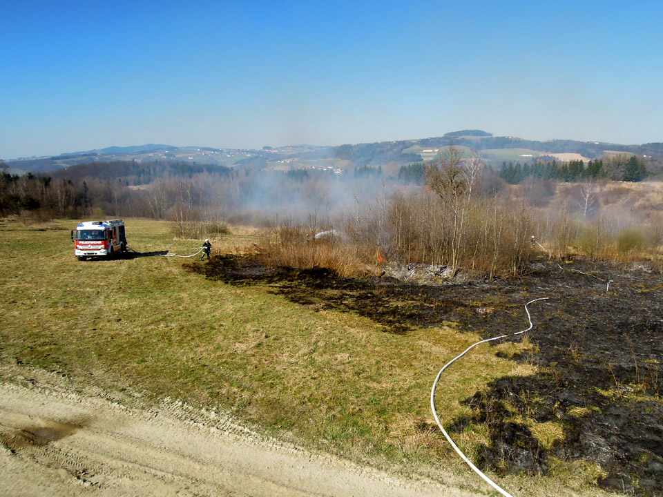 11.3.2014 - EINSATZ: Flurbrand in Treffling