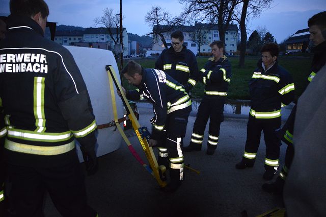 05.04.2017 - TLF Übung: Stab-Fast + Hebekissen